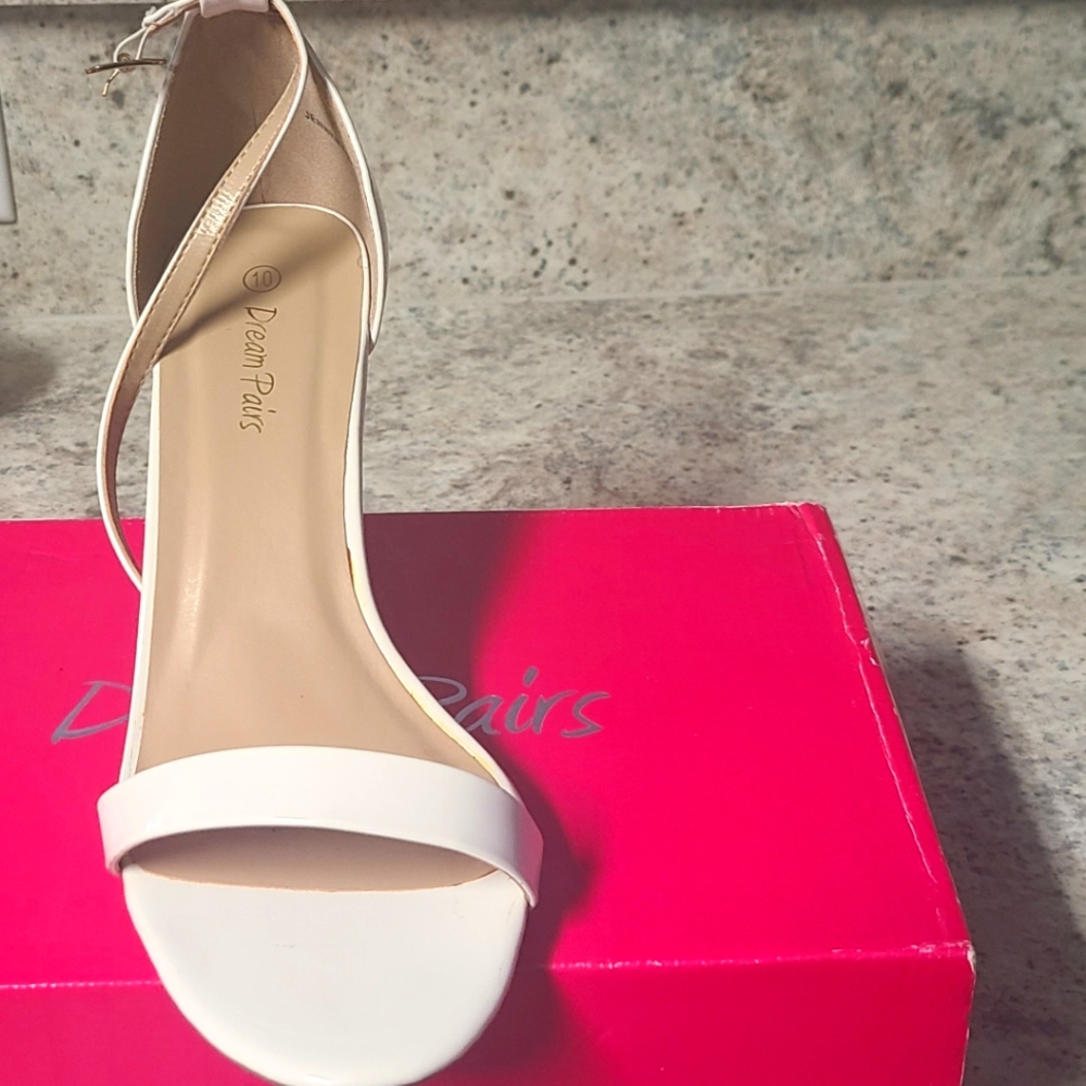 White patent leather heeled sandal